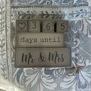 Wedding countdown blocks